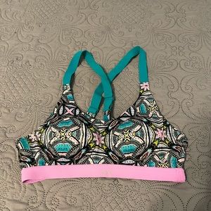 VS Sport Sports Bra 34A